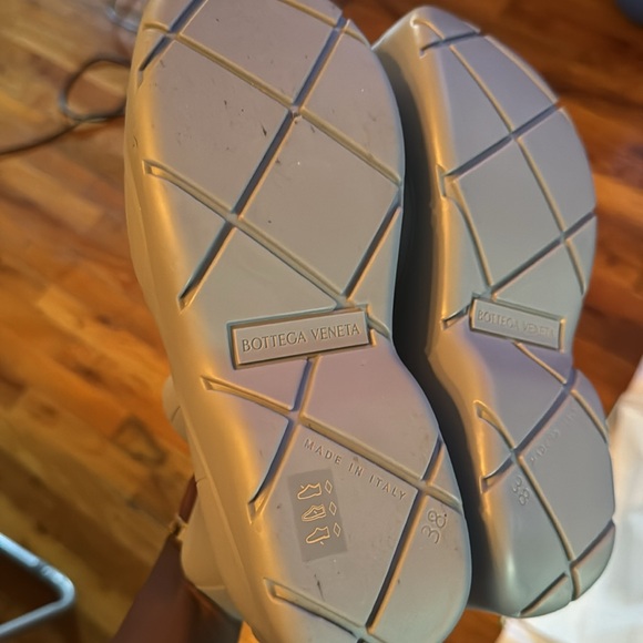 BOTTEGA VENETA RAIN BOOTS - Picture 8 of 8